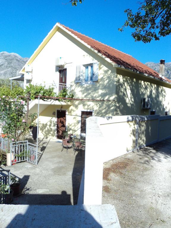 Guest House Pajovic Kotor Exterior photo